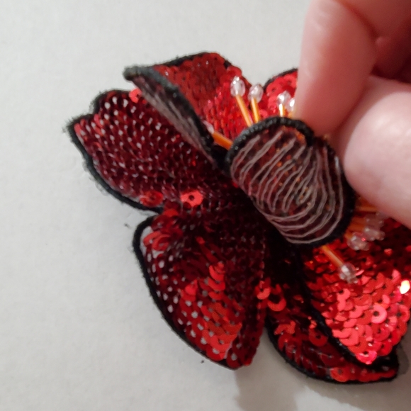3D hibiscus beaded applique flower sew on iron on patch sequins tropical red - Picture 4 of 9